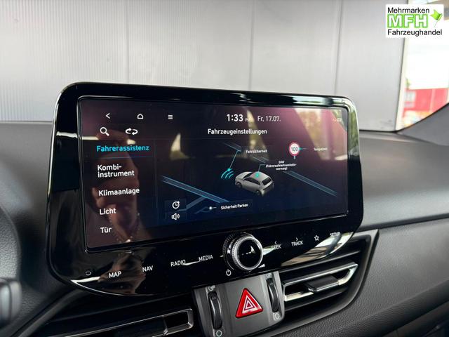 Hyundai i30 Kombi Comfort Plus 1.0 TGDI DCT/ Navi / Sitz + Lenkradheizung PDC V&H Kamera LED Alu 17" 