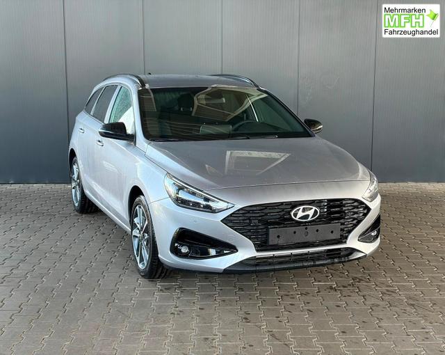 Hyundai i30 Kombi Comfort Plus 1.0 TGDI DCT Navi / Adaptiver Tempomat/ Totwinkel Assistent/ Alu 17" 