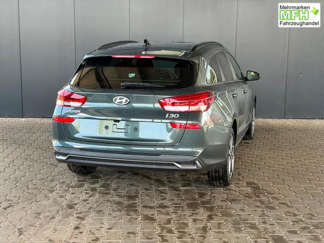 Hyundai i30 Kombi Comfort Plus 1.0 TGDI DCT Navi/ Adaptiver Tempomat/ Totwinkel Assistent/ Alu 17" 