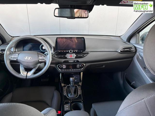 Hyundai i30 Kombi Comfort Plus 1.0 T-GDI DCT Navi/ Totwinkel Assistent/ PDC V&H + Kamera/ Alu 17" 