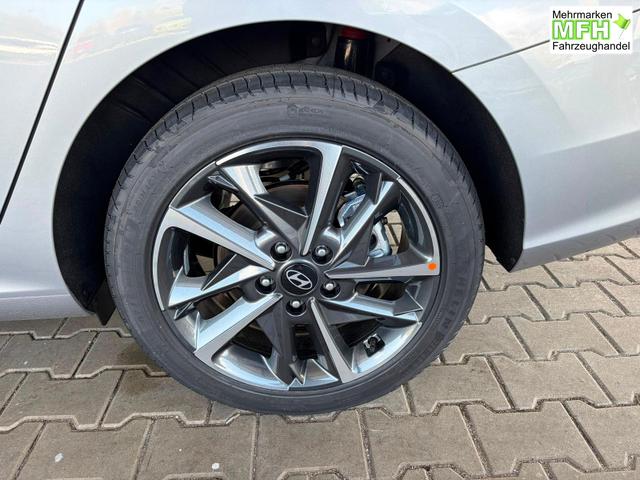 Hyundai i30 Kombi Comfort Plus 1.0 T-GDI DCT Navi/ Totwinkel Assistent/ PDC V&H + Kamera/ Alu 17" 