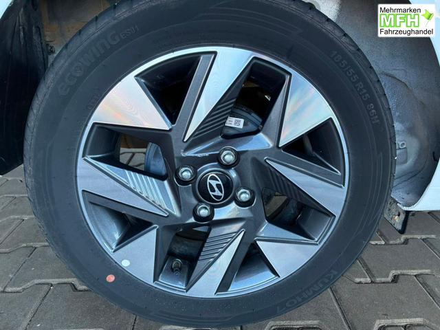 Hyundai i10 MPI 1.0 63PS Comfort / CarPlay Navi Kamera Tempomat Alu 15'' 
