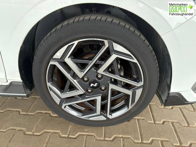 Hyundai i20 1.2 MPI N-Line / LED Tempomat Navi R&uuml;ckfahrkamera Alu 17" 