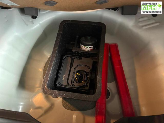 Hyundai i10 MPI 1.2 79PS N-Line / CarPlay Navi Kamera Tempomat Alu 15'' 