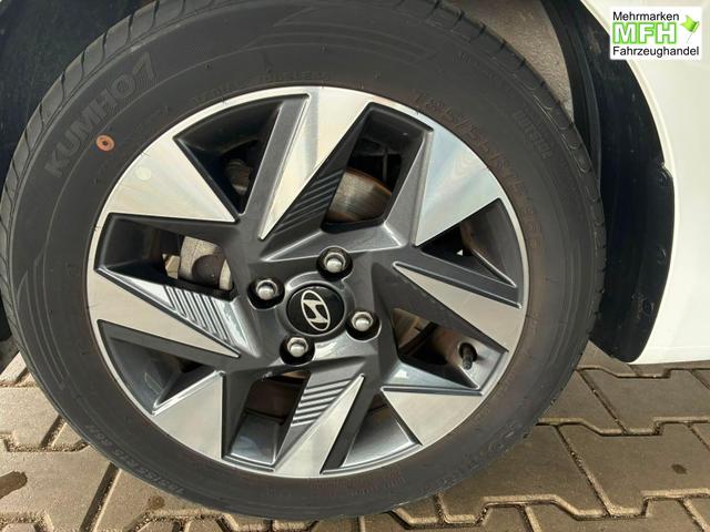 Hyundai i10 MPI 1.0 63PS Comfort / CarPlay Navi Kamera Tempomat Alu 15'' 