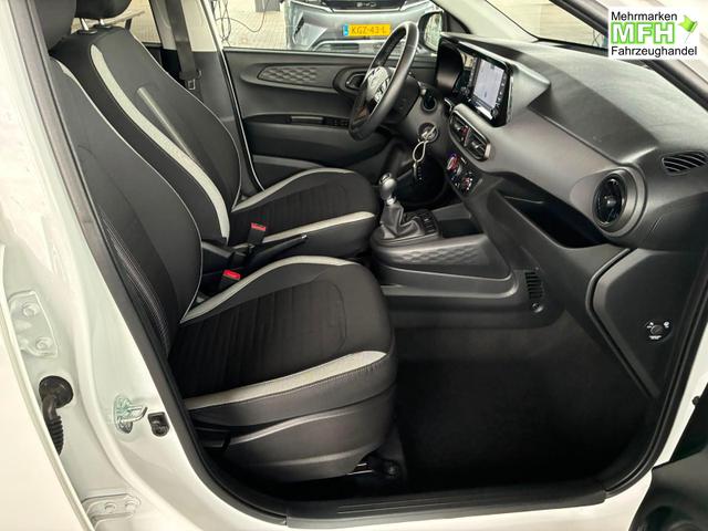 Hyundai i10 MPI 1.0 63PS Comfort / CarPlay Navi Kamera Tempomat Alu 15'' 