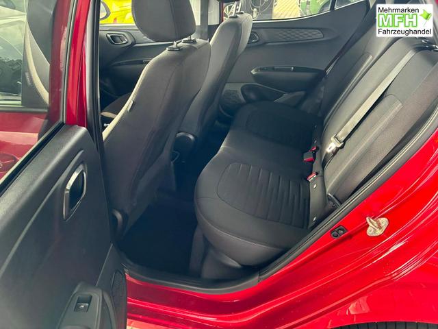 Hyundai i10 MPI 1.0 63PS Comfort / CarPlay Navi Kamera Tempomat Alu 15'' 