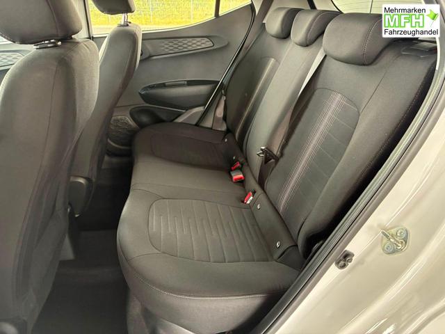 Hyundai i10 MPI 1.0 63PS Comfort / CarPlay Navi Kamera Tempomat Alu 15'' 