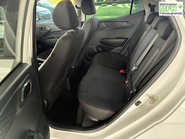 Hyundai i10 MPI 1.0 63PS Comfort / CarPlay Navi Kamera Tempomat Alu 15'' 