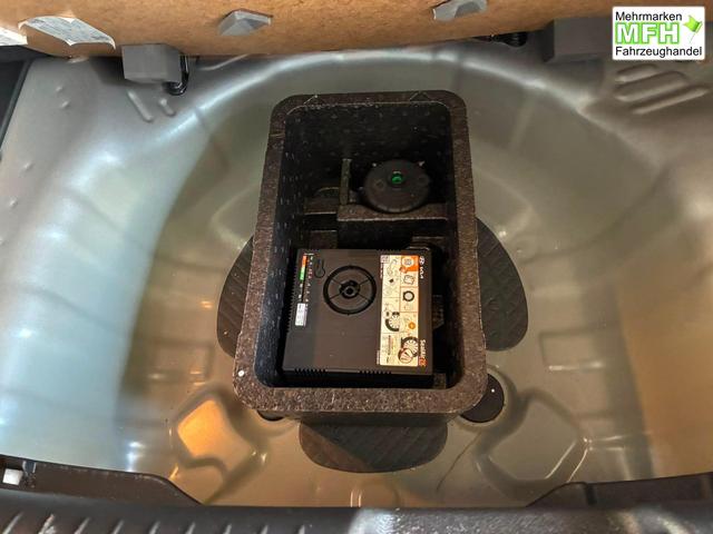 Hyundai i10 MPI 1.0 63PS Comfort / CarPlay Navi Kamera Tempomat Alu 15'' 