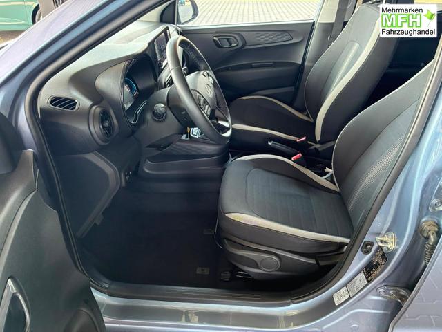 Hyundai i10 MPI 1.0 63PS Comfort / CarPlay Navi Kamera Tempomat Alu 15'' 