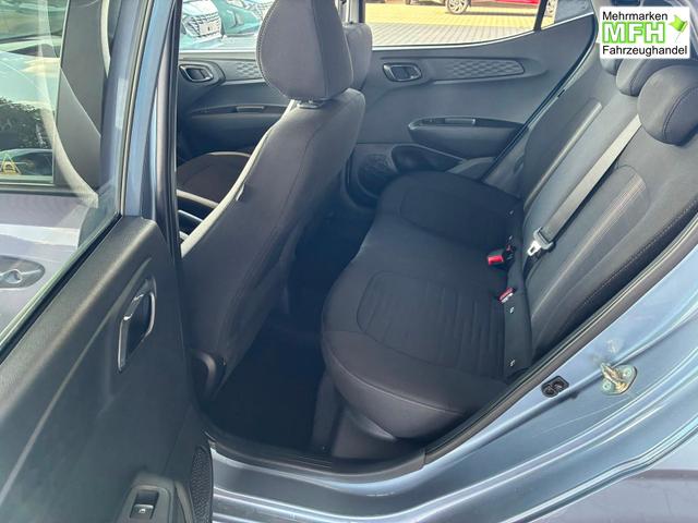 Hyundai i10 MPI 1.0 63PS Comfort / CarPlay Navi Kamera Tempomat Alu 15'' 