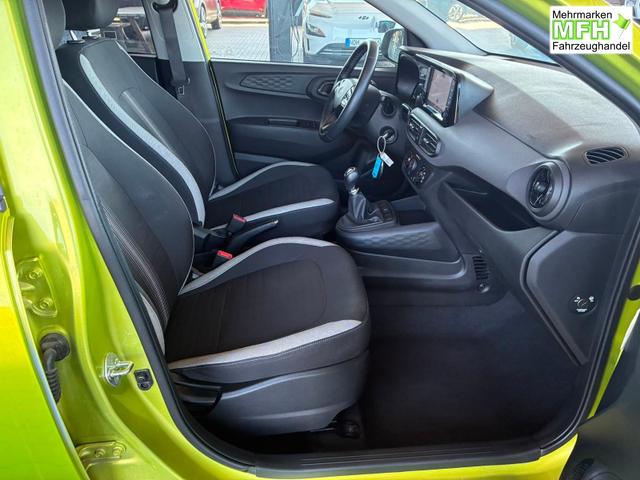 Hyundai i10 MPI 1.0 63PS Comfort / CarPlay Navi Kamera Tempomat Alu 15'' 