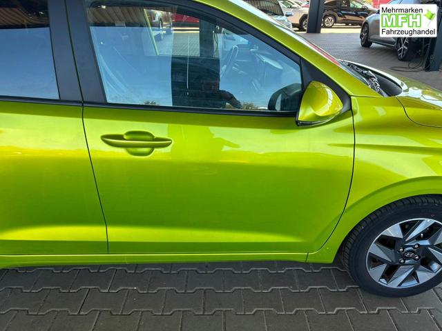 Hyundai i10 MPI 1.0 63PS Comfort / CarPlay Navi Kamera Tempomat Alu 15'' 