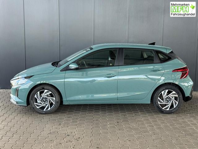 Hyundai i20 Smart 1.0 T-GDi 90PS 7DCT Automatik / Navi PDC H. mit Kamera SHZ Vorne ALU 16'' 