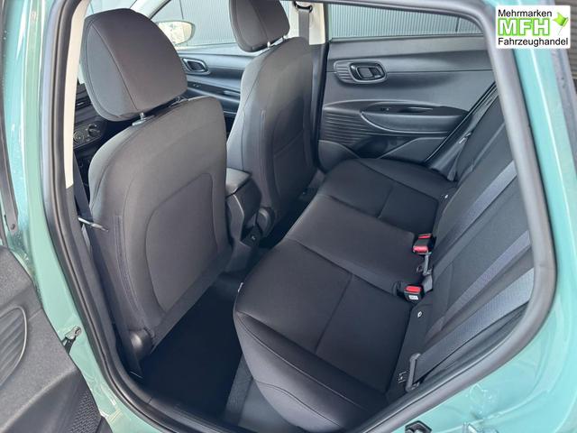 Hyundai i20 Smart 1.0 T-GDi 90PS 7DCT Automatik / Navi PDC H. mit Kamera SHZ Vorne ALU 16'' 