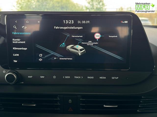 Hyundai i20 Smart 1.0 T-GDi 90PS 7DCT Automatik / Navi PDC H. mit Kamera SHZ Vorne ALU 16'' 
