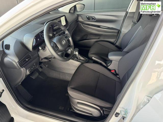 Hyundai i20 Smart 1.0 T-GDi 90PS 7DCT Automatik / Navi PDC H. mit Kamera SHZ Vorne ALU 16'' 