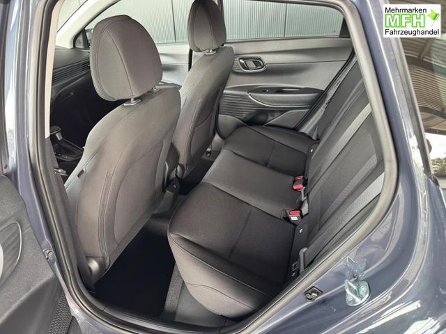 Hyundai i20 Smart 1.0 T-GDi 90PS 7DCT Automatik / Navi PDC H. mit Kamera SHZ Vorne ALU 16'' 