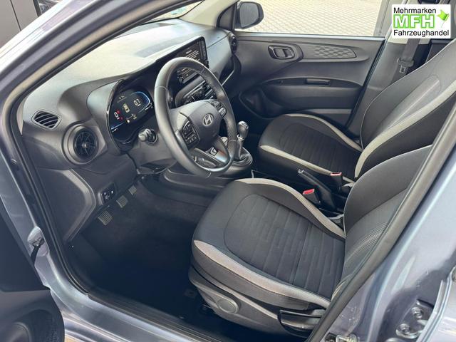 Hyundai i10 MPI 1.0 63PS Comfort / CarPlay Navi Kamera Tempomat Alu 15'' 
