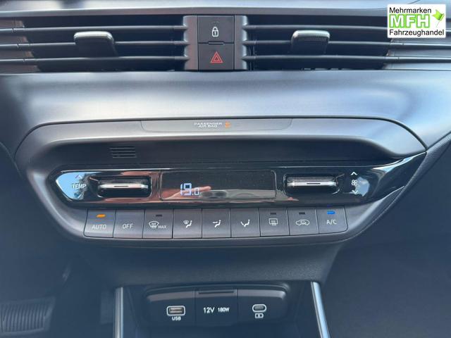 Hyundai i20 Style 1.0 T-GDI BLACK LINE / Navi Fernlichtassistent Spurhalteassistent ACC Kamera Sitz + Lenkradheizung LED 