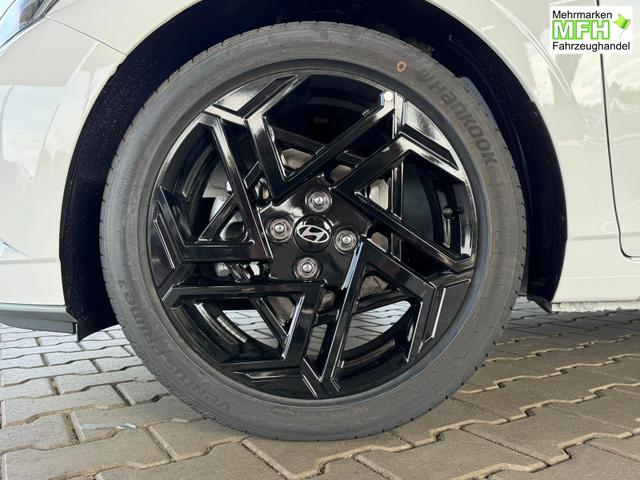 Hyundai i20 Black-Line STYLE 1,0 T-GDi 7-DCT / Navi Tempomat Spurhalteassistent Kamera Sitz + Lenkradheizung LED 
