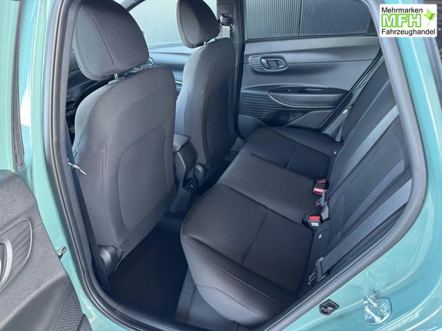 Hyundai i20 Black-Line STYLE 1,0 T-GDi 7-DCT / Navi Tempomat Spurhalteassistent Kamera Sitz + Lenkradheizung LED 