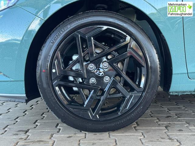 Hyundai i20 Black-Line STYLE 1,0 T-GDi 7-DCT / Navi Tempomat Spurhalteassistent Kamera Sitz + Lenkradheizung LED 