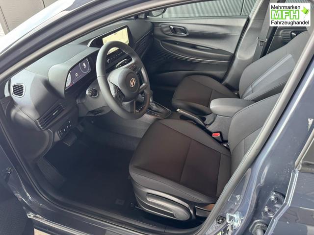 Hyundai i20 Go Plus! 1.0 T-GDI 90PS 7-DCT / Navi Spurhalteassistent /Tempomat Kamera Sitz + Lenkradheizung Alu 16'' 