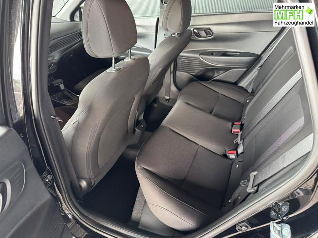 Hyundai i20 Go Plus! 1.0 T-GDI 90PS 7-DCT / Navi Spurhalteassistent /Tempomat Kamera Sitz + Lenkradheizung Alu 16'' 
