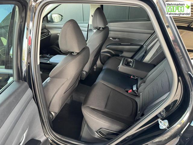 Hyundai TUCSON Comfort 1.6 T-GDI 4WD 7DCT / LED PDC V&H + Kamera Sitz Lenkradheizung Alu 18" 