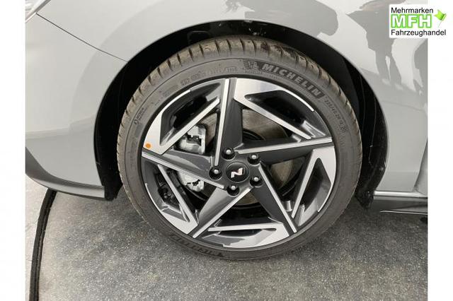 Hyundai i30 Kombi N-Line (N-Line) 1,5 T-GDi 103 kW (140 PS) 7-Gang-DCT 