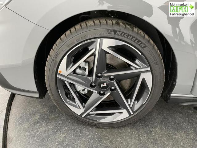 Hyundai i30 Kombi N-Line (N-Line) 1,5 T-GDi 103 kW (140 PS) 7-Gang-DCT 