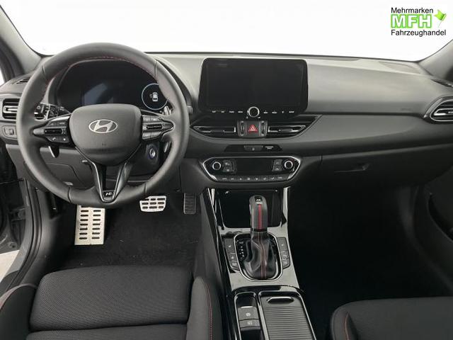 Hyundai i30 Kombi N-Line (N-Line) 1,5 T-GDi 103 kW (140 PS) 7-Gang-DCT 