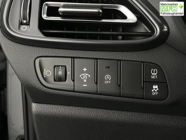 Hyundai i30 Kombi N-Line (N-Line) 1,5 T-GDi 103 kW (140 PS) 7-Gang-DCT 