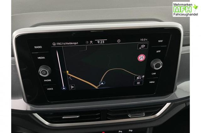 Volkswagen T-Roc 1.5 TSI Style *AHK*NAVI*ACC*LED*SHZ*PDC* 