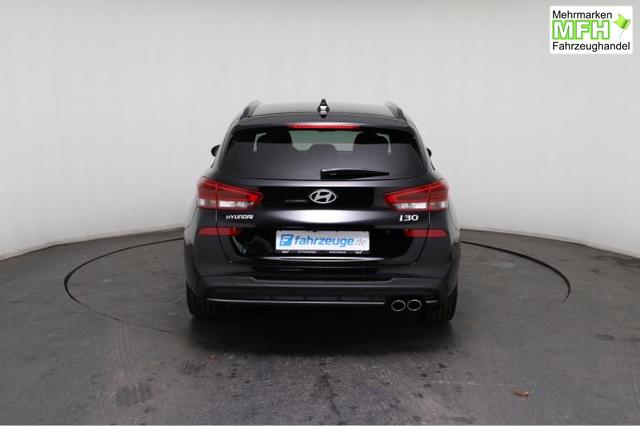 Hyundai i30 Kombi N-Line (N-Line) 1,5 T-GDi 103 kW (140 PS) 7-Gang-DCT 