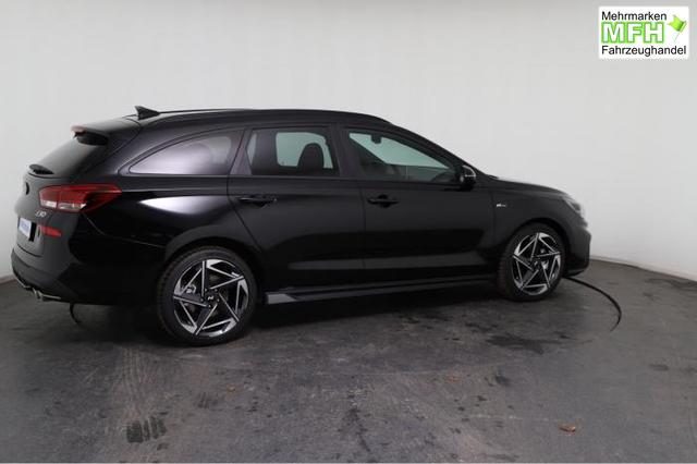 Hyundai i30 Kombi N-Line (N-Line) 1,5 T-GDi 103 kW (140 PS) 7-Gang-DCT 