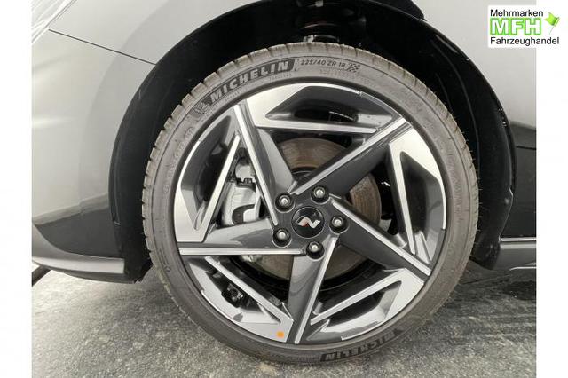 Hyundai i30 Kombi N-Line (N-Line) 1,5 T-GDi 103 kW (140 PS) 7-Gang-DCT 