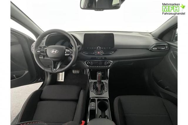 Hyundai i30 Kombi N-Line (N-Line) 1,5 T-GDi 103 kW (140 PS) 7-Gang-DCT 