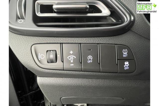 Hyundai i30 Kombi N-Line (N-Line) 1,5 T-GDi 103 kW (140 PS) 7-Gang-DCT 