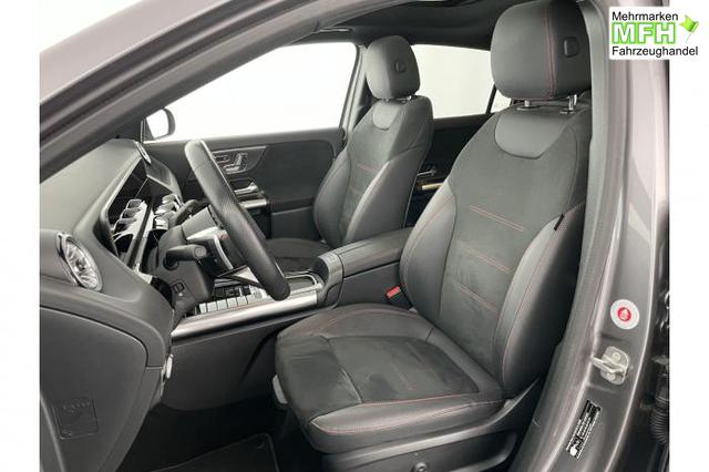 Mercedes-Benz GLA AMG Line GLA-Klasse (AMG Line) 220 d 4MATIC *PANO*AHK*NAVI*LED*SHZ*PDC* 