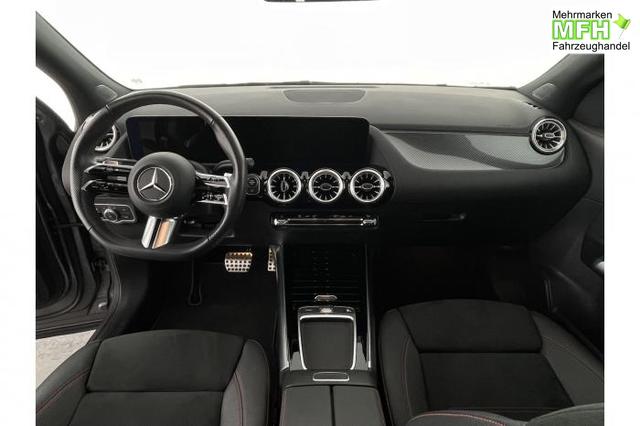 Mercedes-Benz GLA AMG Line GLA-Klasse (AMG Line) 220 d 4MATIC *PANO*AHK*NAVI*LED*SHZ*PDC* 