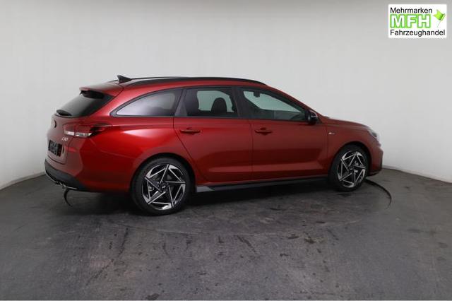 Hyundai i30 Kombi N-Line (N-Line) 1.5 T-GDi 103 kW (140 PS) 7-Gang-DCT 