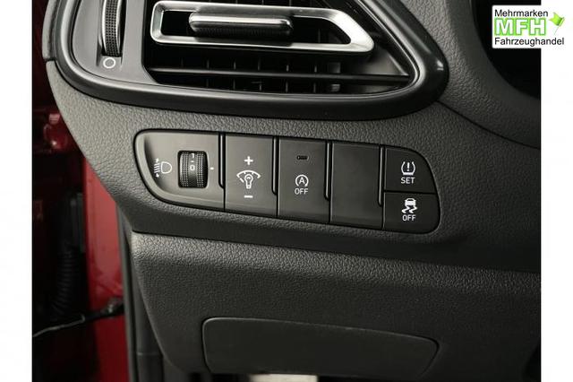 Hyundai i30 Kombi N-Line (N-Line) 1.5 T-GDi 103 kW (140 PS) 7-Gang-DCT 