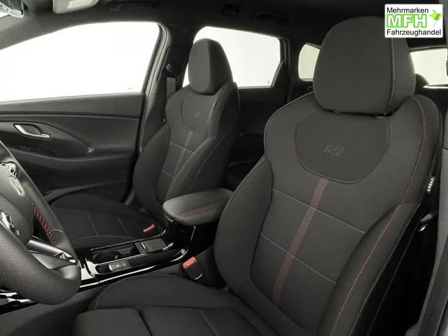 Hyundai i30 Kombi N-Line (N-Line) 1,5 T-GDi 103 kW (140 PS) 7-Gang-DCT 