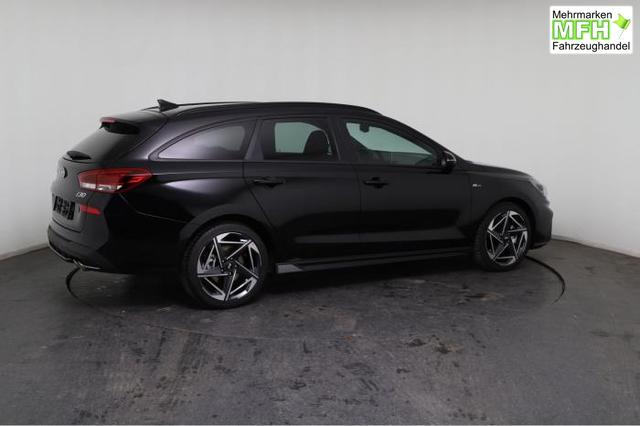 Hyundai i30 Kombi N-Line (N-Line) 1.5 T-GDi 103 kW (140 PS) 7-Gang-DCT 
