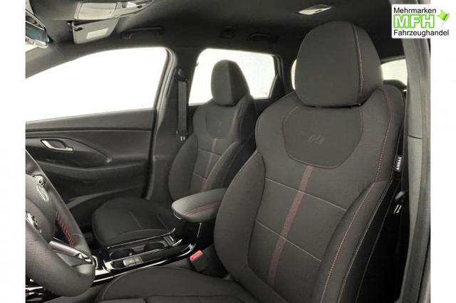 Hyundai i30 Kombi N-Line (N-Line) 1,5 T-GDi 103 kW (140 PS) 7-Gang-DCT 