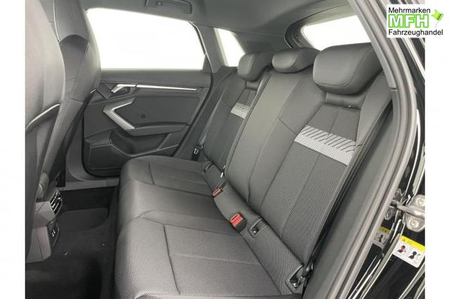 Audi A3 Sportback S-Line (S-Line) 35 TFSI 110kW (150 PS) 7-Gang S-tronic 