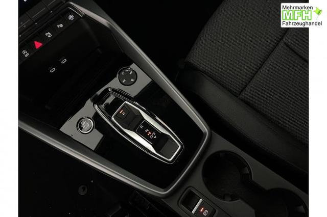 Audi A3 Sportback S-Line (S-Line) 35 TFSI 110kW (150 PS) 7-Gang S-tronic 